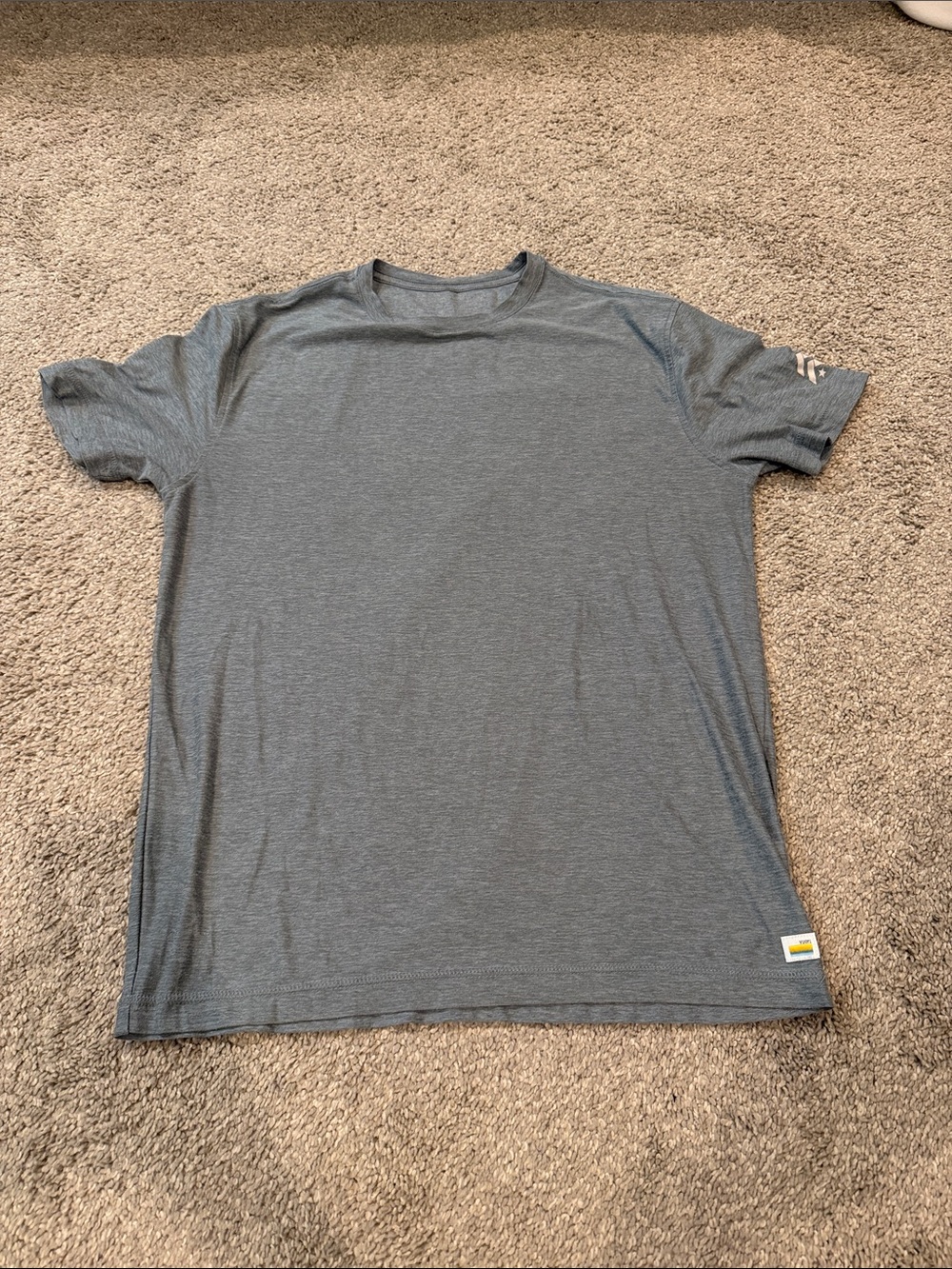 Men's Grey Performance Vuori x Barry’s Bootcamp Shirt